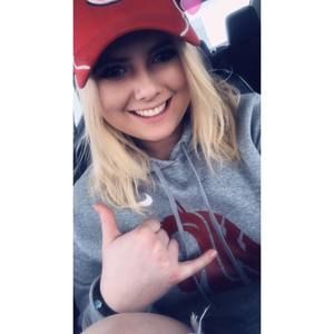 Meet your Posher, Cassandra